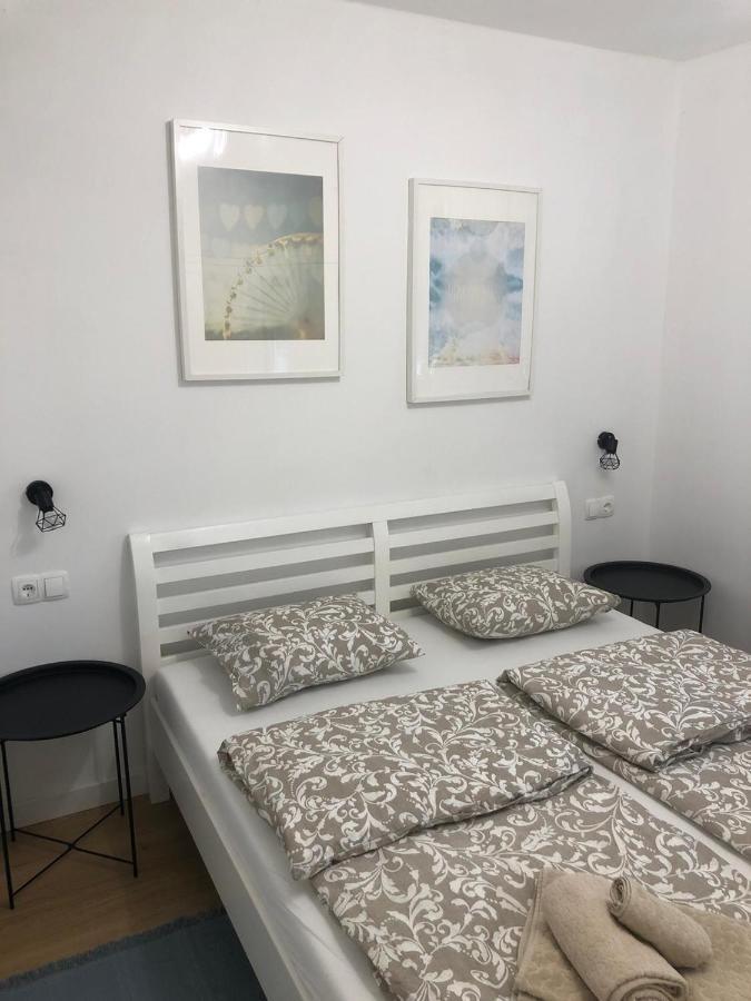 Apartment Molly Zagabria Esterno foto